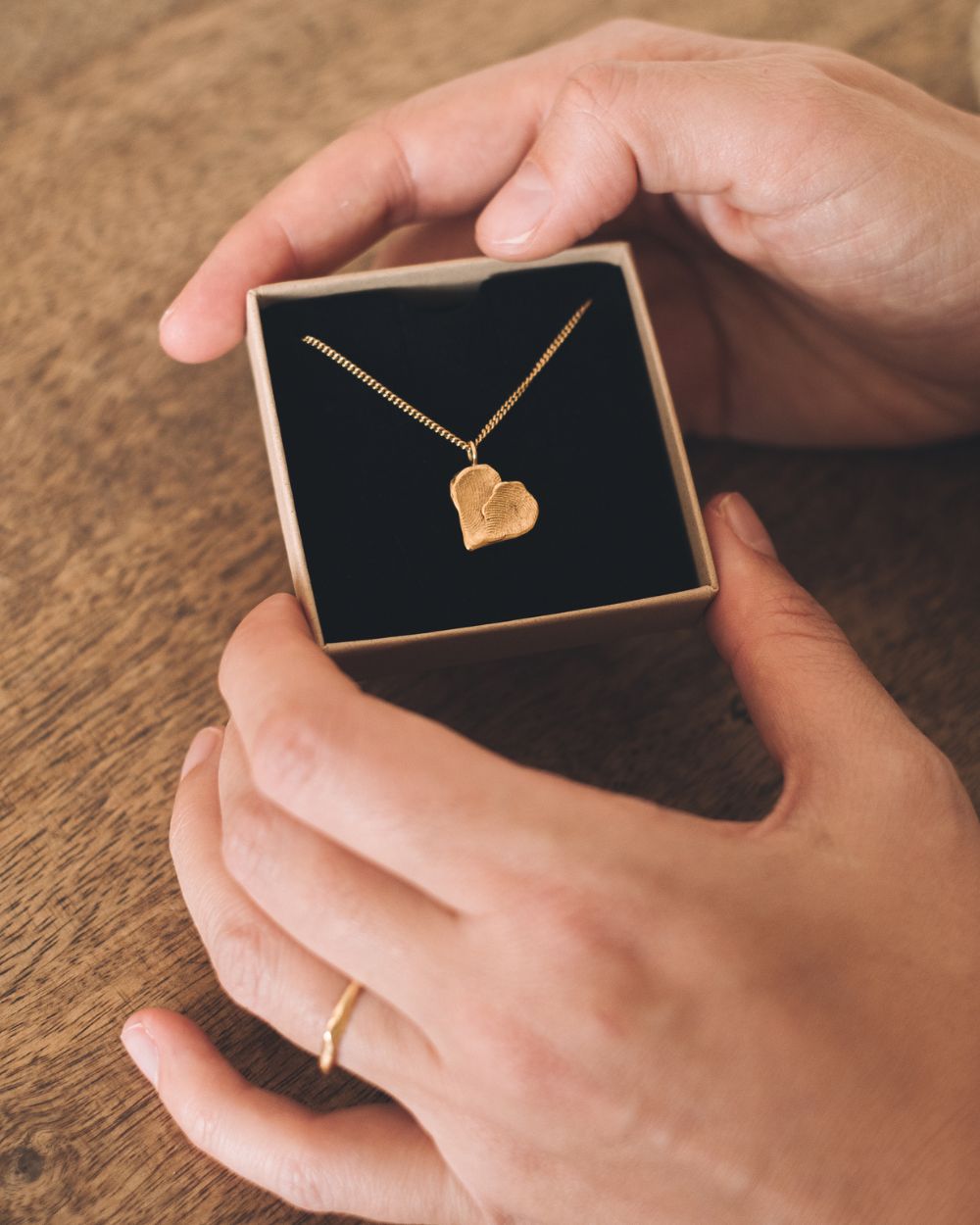 Ama(r) necklace