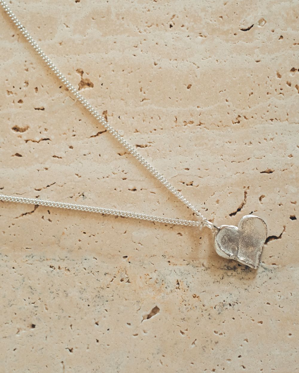 Ama(r) necklace