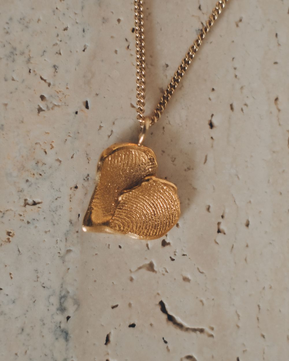 Ama(r) necklace