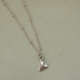 Coração nas Mãos v1 Necklace