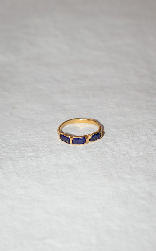 Claude Ring - Sapphire Edition