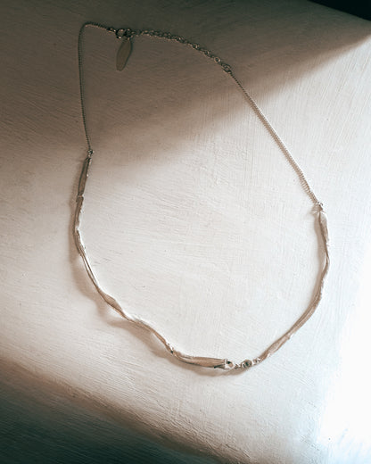 Perto necklace