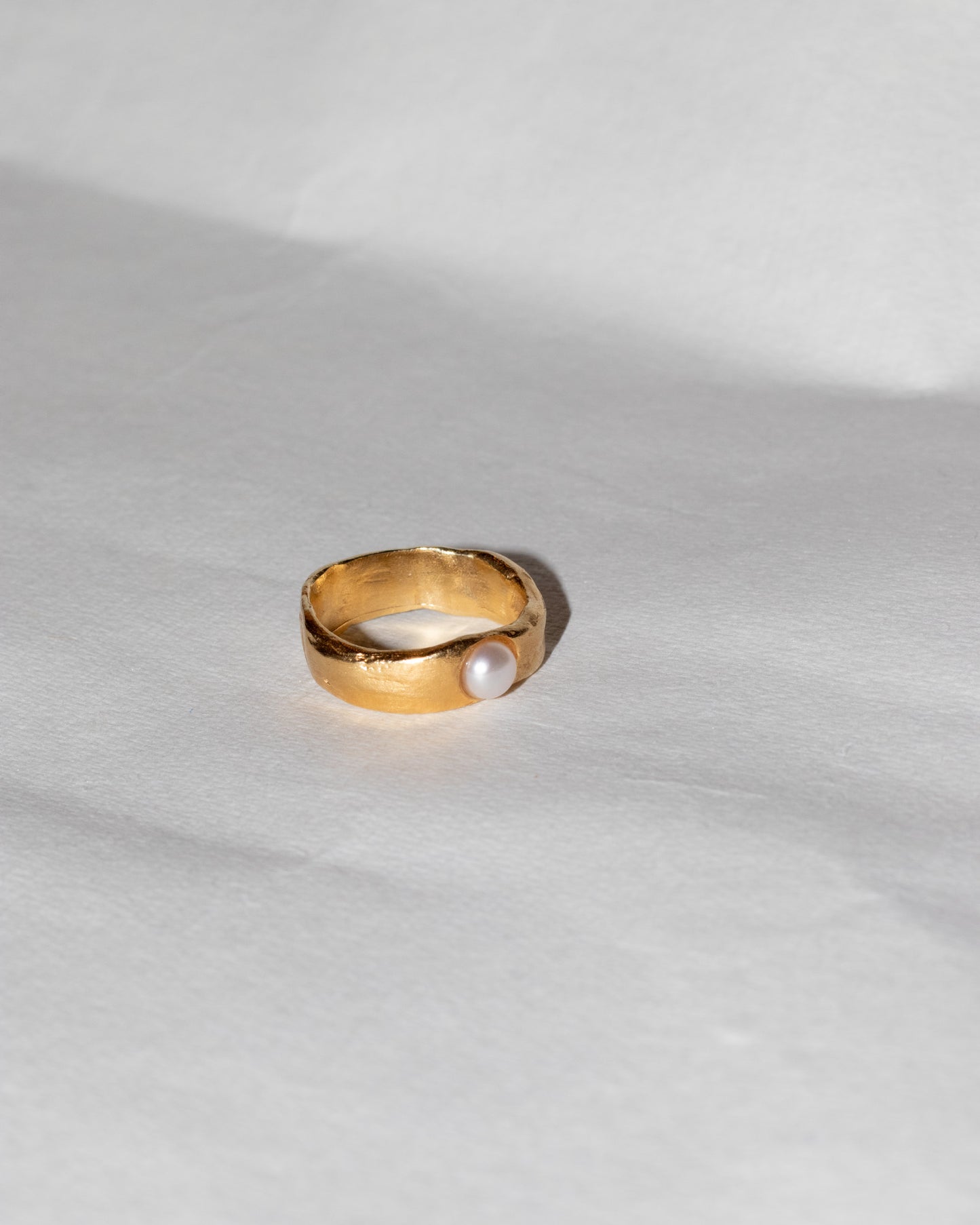 Lupa Ring