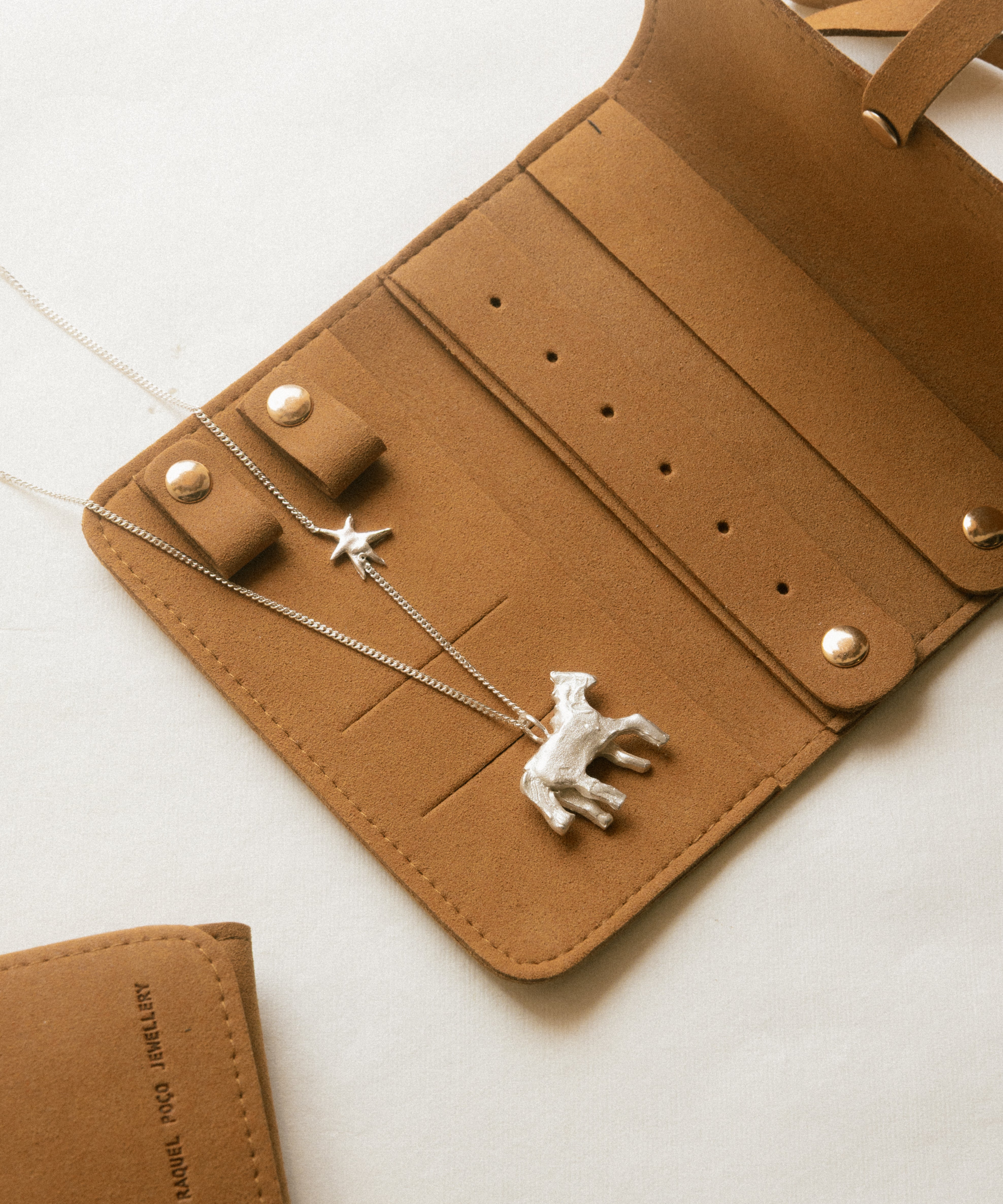 O Cavalo Necklace