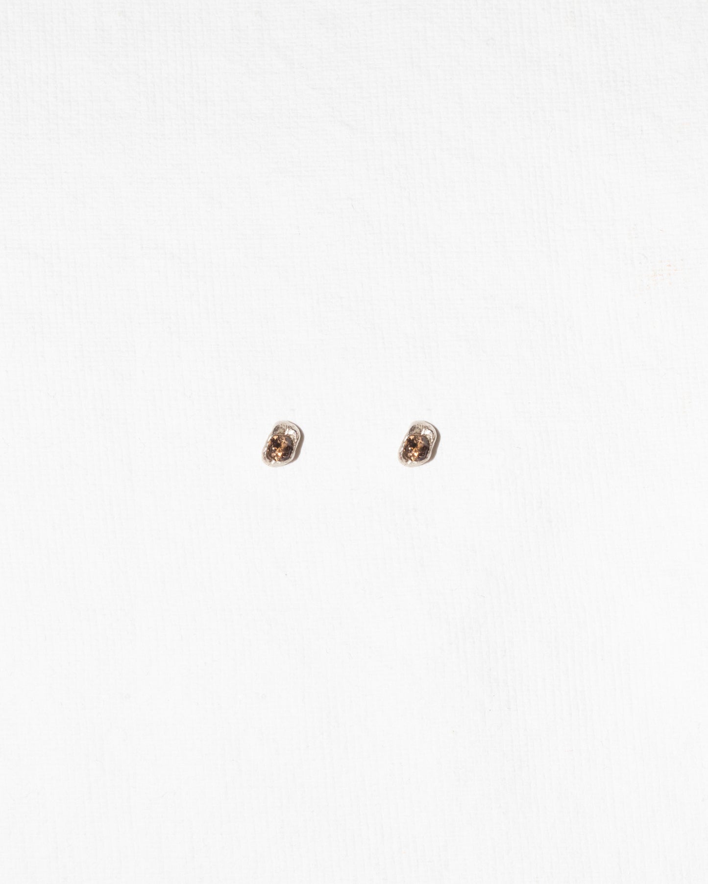 Cravinho Earrings